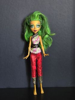 Monster High Jenafire Long Scaremester No Tail