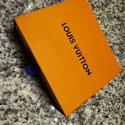 REAL AUTHENTIC LOUIS MENS WALLET