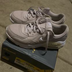 Women’s Nike Air max 