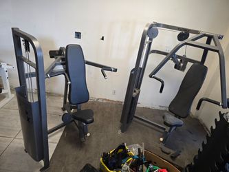 Cybex Classic Chest Press & Shoulder Press Combo Deal Gym Equipment Exercise Weight Machine
