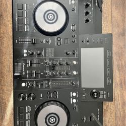 Pioneer XDJ-RR (DJ Controller/Board)