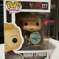 Funko pop Ragnar Lothbrok #77 with protector 
