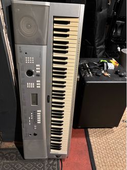 Yamaha portable grand piano keyboard
