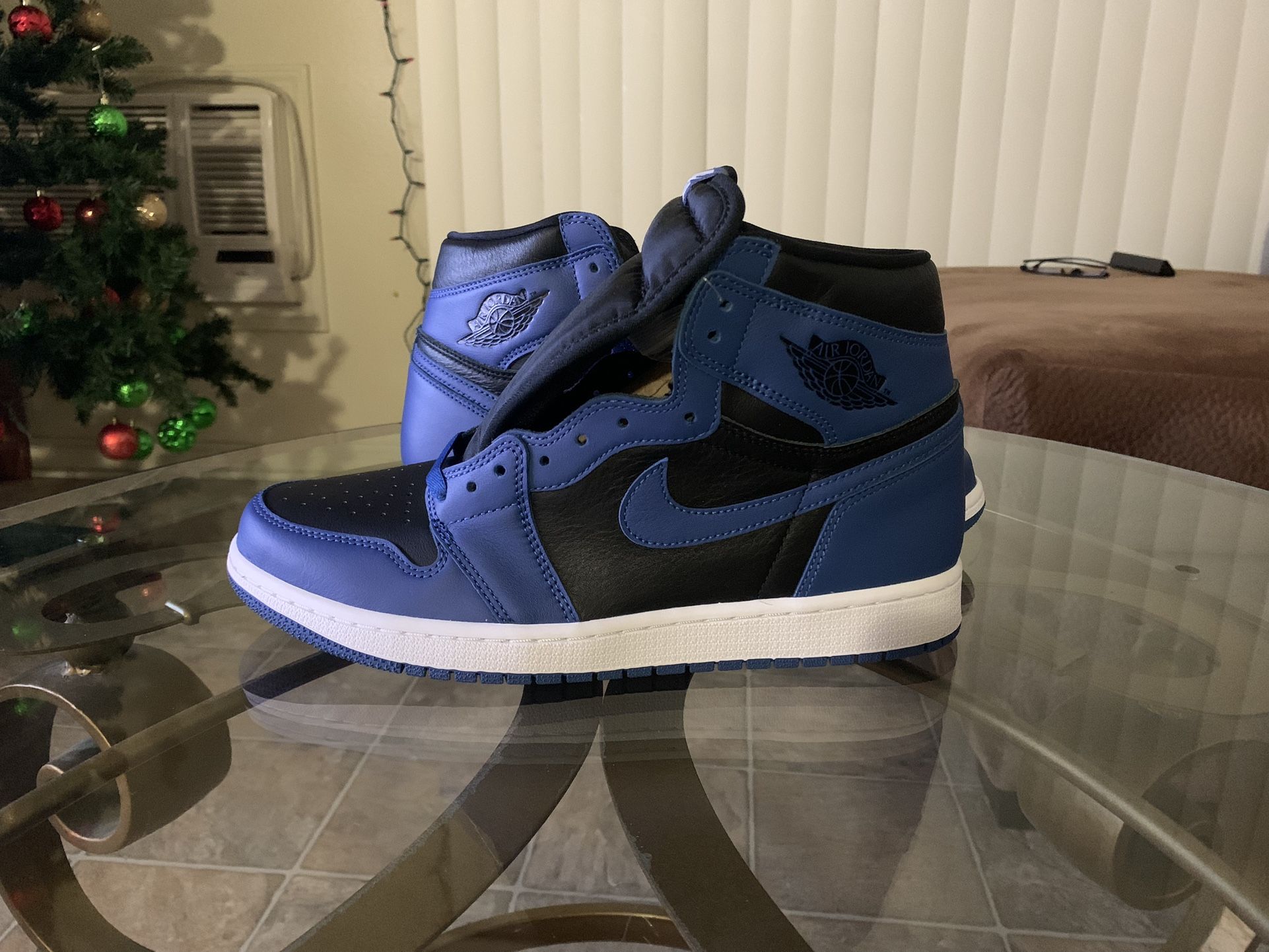 Jordan 1 Retro High OG Dark Marina Blue Size 10