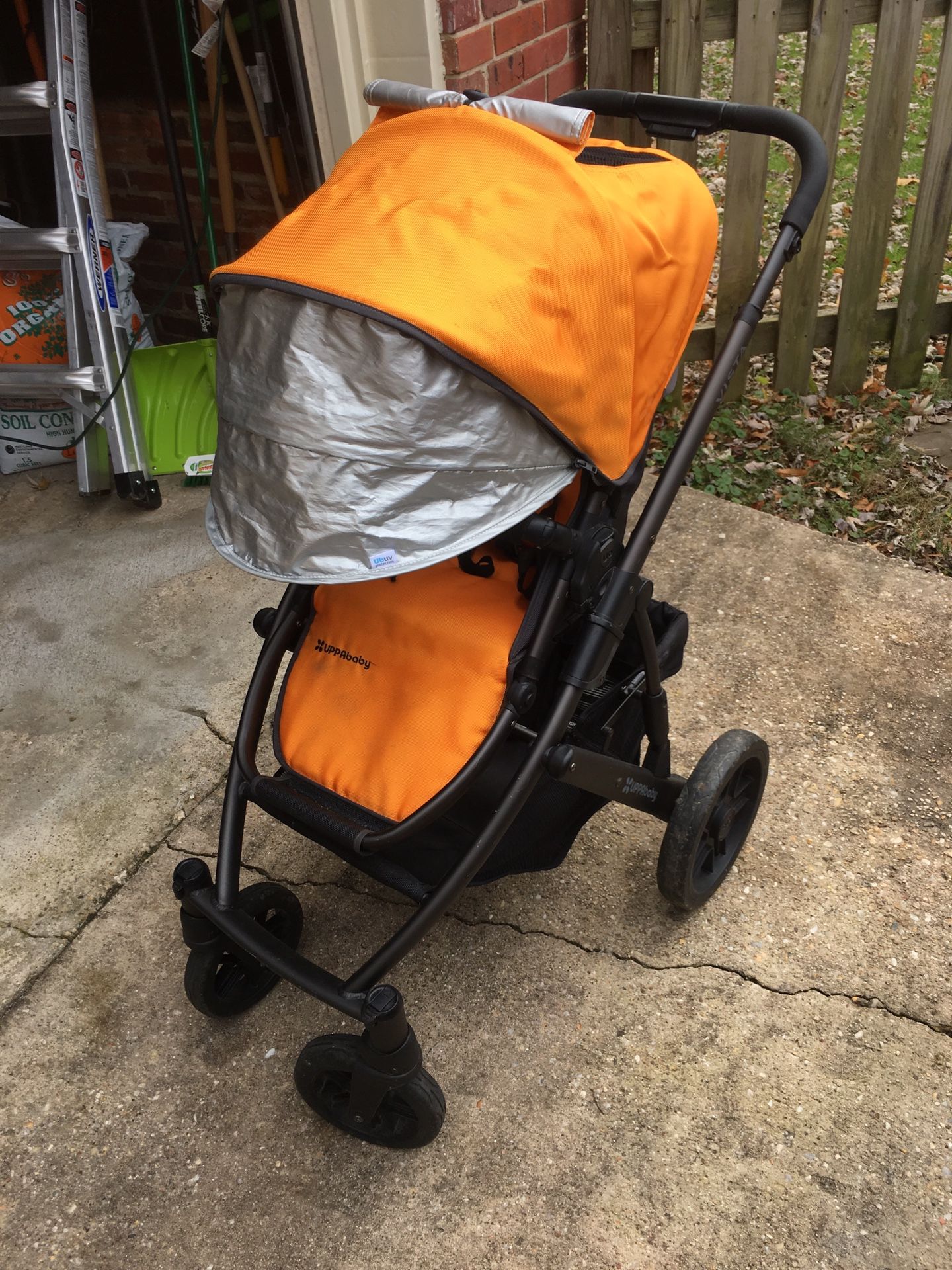 Uppababy cheap vista orange