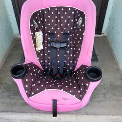 Minnie Convertable Car Seat Expiration 2027