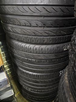 PIRELLI TIRES 315/25/22 & 265/30/22 in great condition