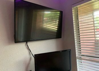 LG 43 inch monitor