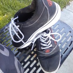 ( Heelys ).... 
