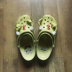 spongebob crocs