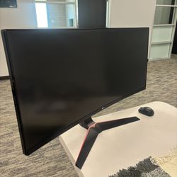 LG Widescreen Monitor (excellent condition)