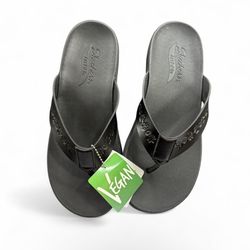 Skechers Women’s Arch Fit Maui Island Hopper Thong Sandals Black size 8 NWB