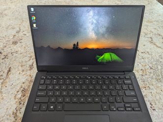 Dell XPS 13" Laptop - 9360 Series - Barely Used
