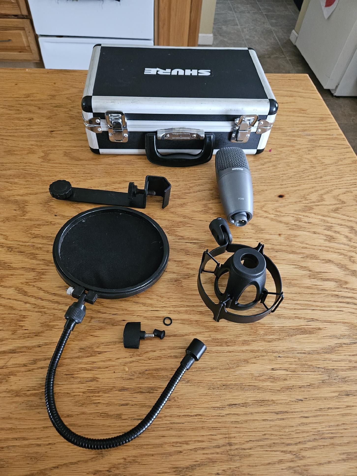 Shure PG42 Vocal Professional Microphone Plus