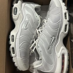Nike Air Max Plus All White 10 1/2