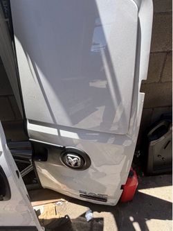 2022 ram promaster city doors