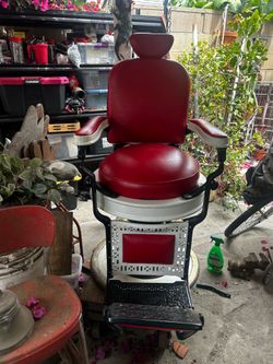 AUTHENTIC 1930's KOKEN BARBER CHAIR