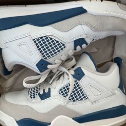 Kids Size 2 Jordan 4s 
