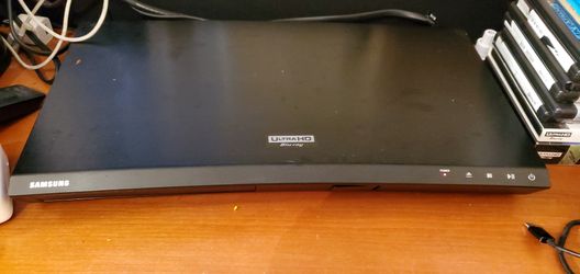 SAMSUNG 4K DVD PLAYER