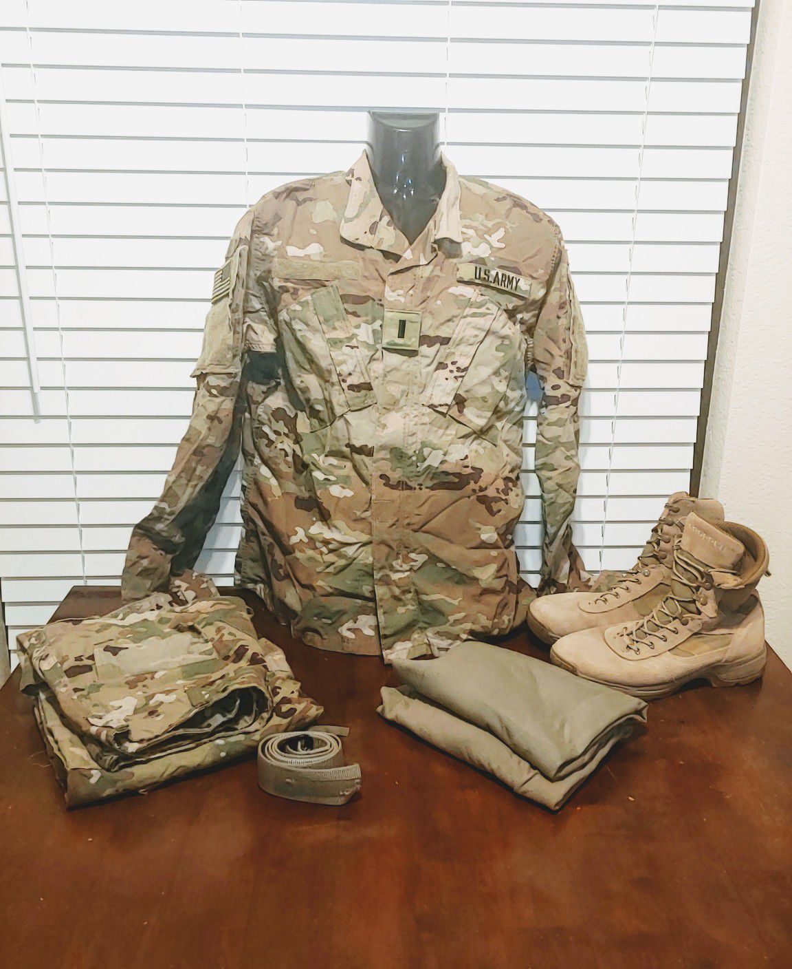 US Army OCP set pants jacket boots belt patches