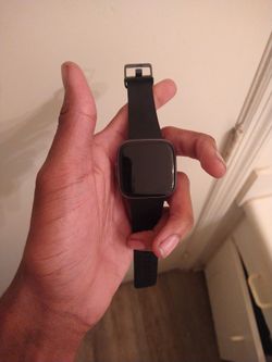 Fitbit Versa 2 (No Charger) Thumbnail