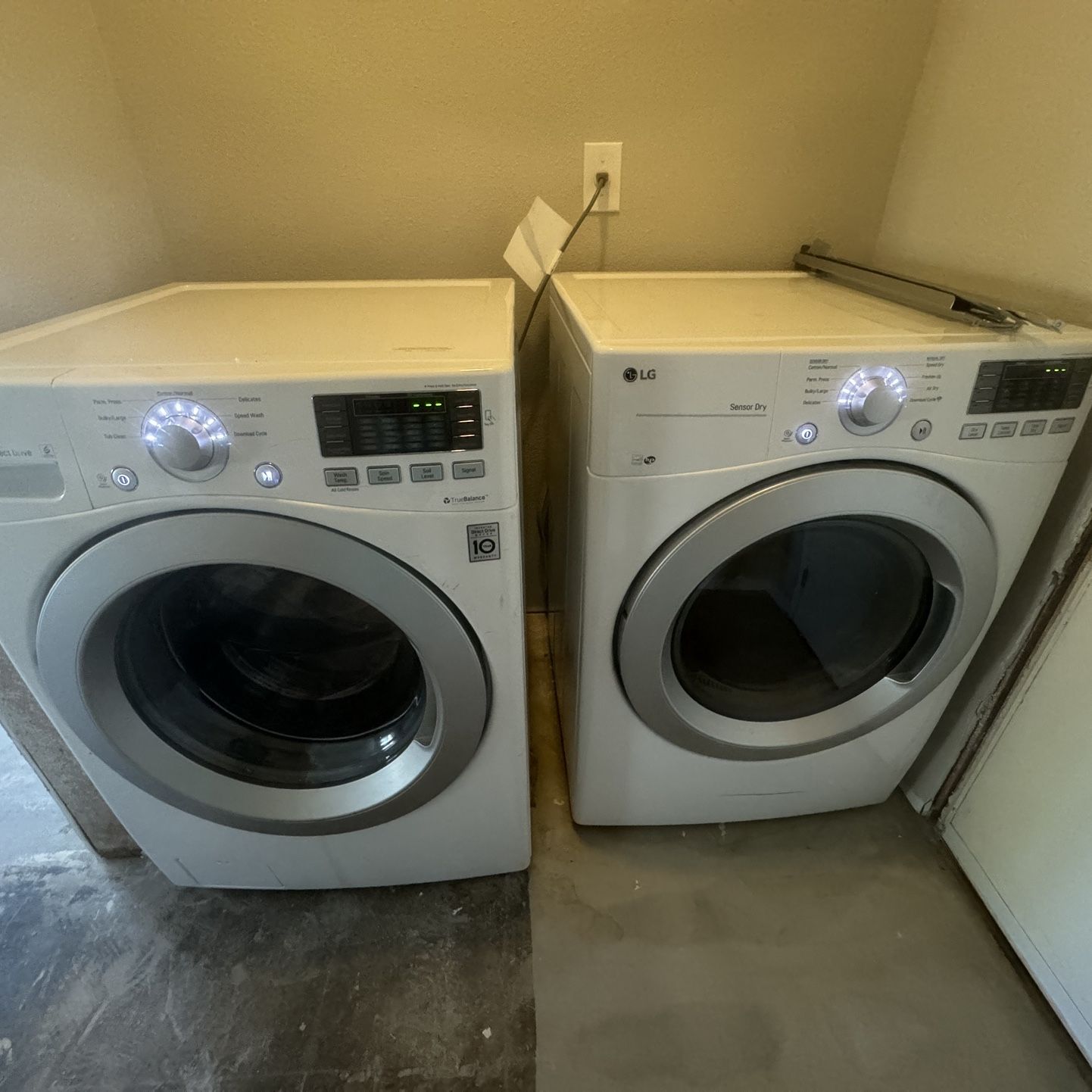 LG Washer And Dryer Combo “Deal Of The Day”