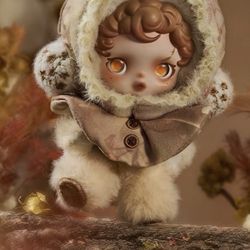 POP MART SKULLPANDA L’impressionnisme Series Plush Doll: Amber