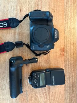 Canon 5D Mark III Body with Charger, Battery Grip, Flash, and Lens