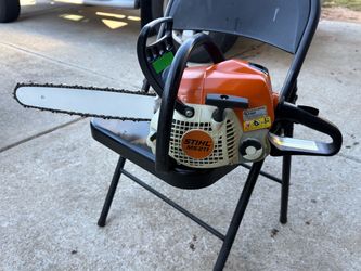 Stihl MS 211 Gas Chainsaw