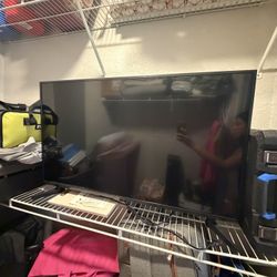 40 Inch Insignia TV