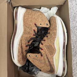 Nike LeBron  X Size 8.5 Cork