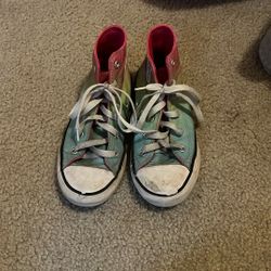 Girls Rainbow Converse Size 1