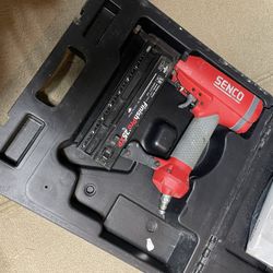 Senco Finish Nail Gun 