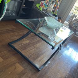 Glass Coffee Tables 