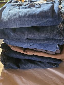 Pantalones de mesclilla para trabajar,  vea las fotos a $8.00 cada uno