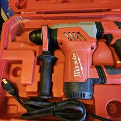 Milwaukee Rotary Hammer Electric 
