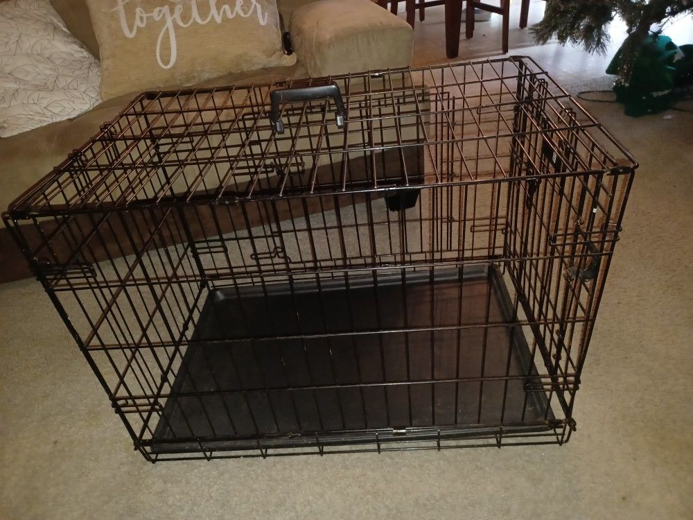 Good Dog Med 2door Dog Thick Wire Crate W Mat, Good Condition