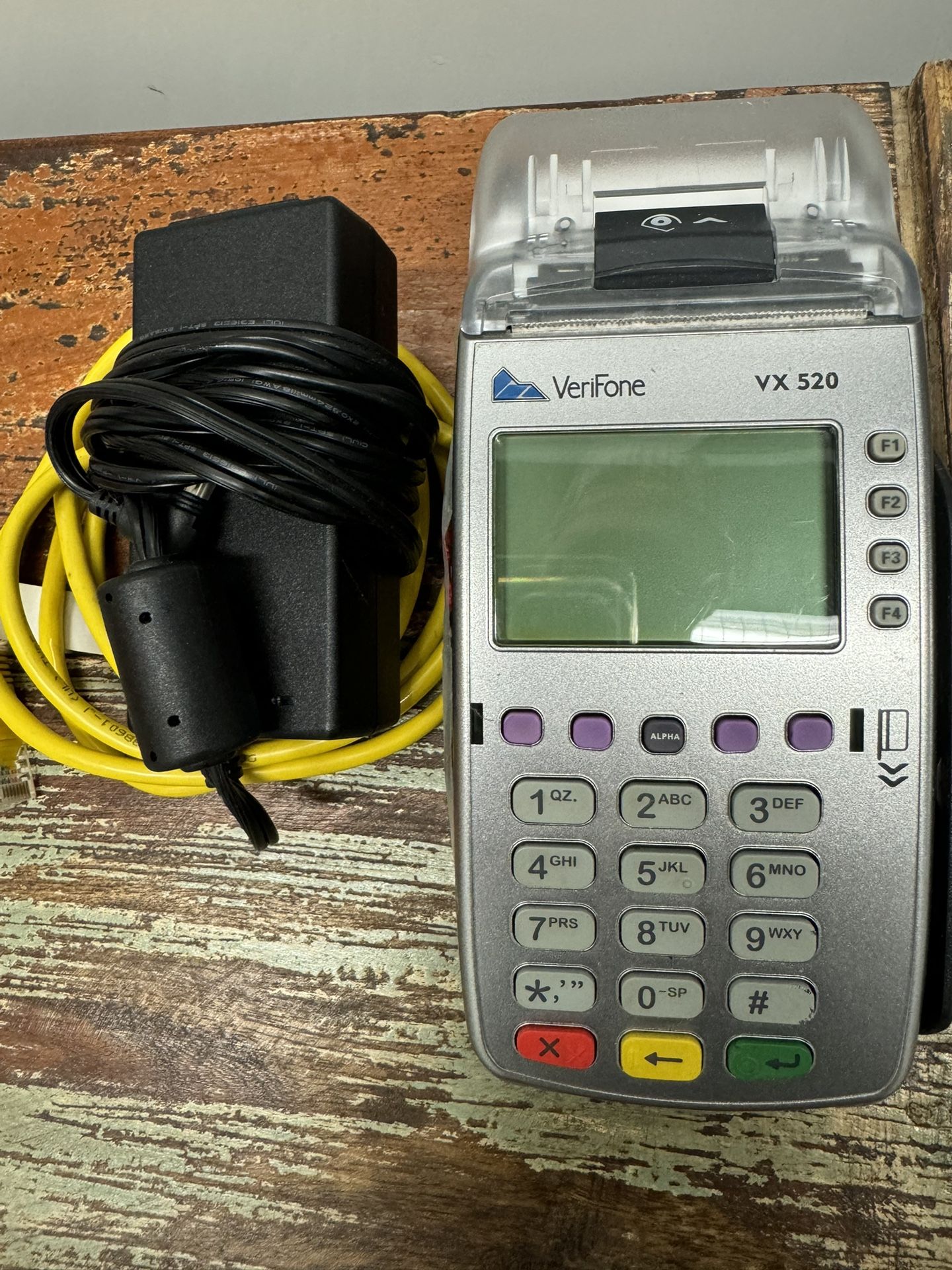 Cred Card Terminal Verifone VX 520 Smart Card Reader