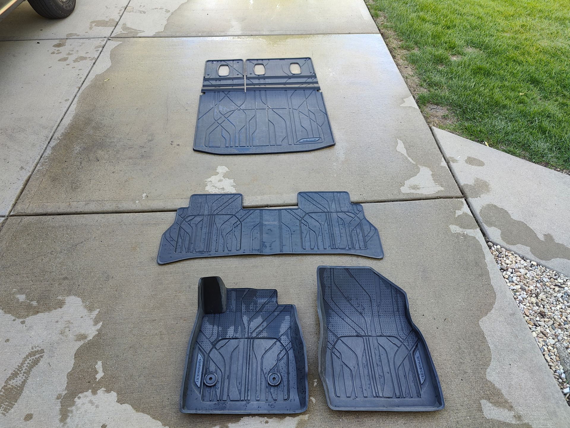 OEM GM 2024-2026 Chevrolet Trax All Weather Floor Mats Black Front, Rear, Cargo