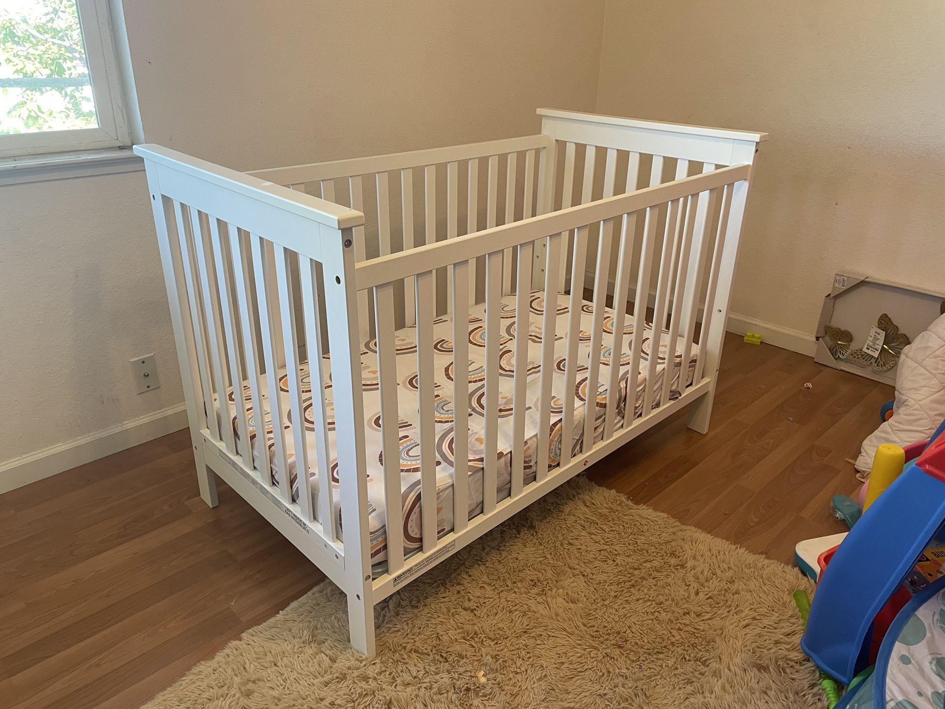 2 In 1 Crib / Day Bed 