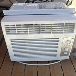 GE Window Air Conditioner 