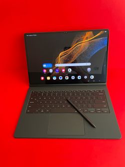 Samsung Galaxy Tab S8 Ultra (14.6” super AMOLED Display / 2022 Model) 128GB with samsung keyboard case & Accessories