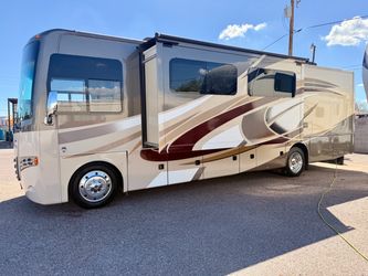 2015 Miramar 34Ft Class A Double Slideout Only 18K Miles Must See
