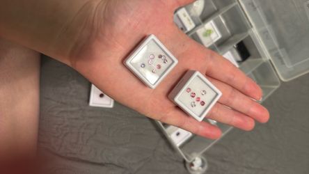 Set of spinels