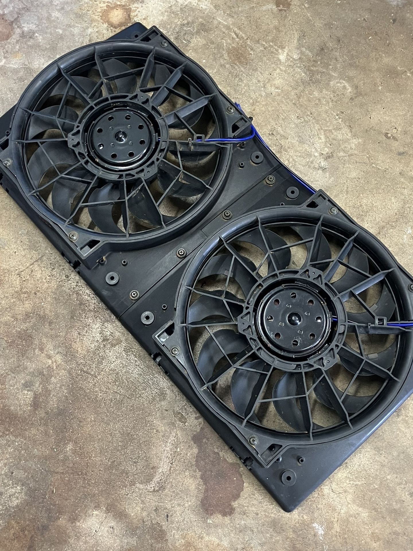 Derale Performance Electric Fans
