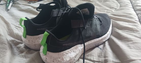 Nike Women's Suze 11