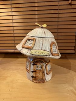 Rare Treasure Craft Mushroom House Cookie Jar