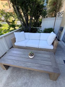 Pottery Barn Huntington outdoor sofa