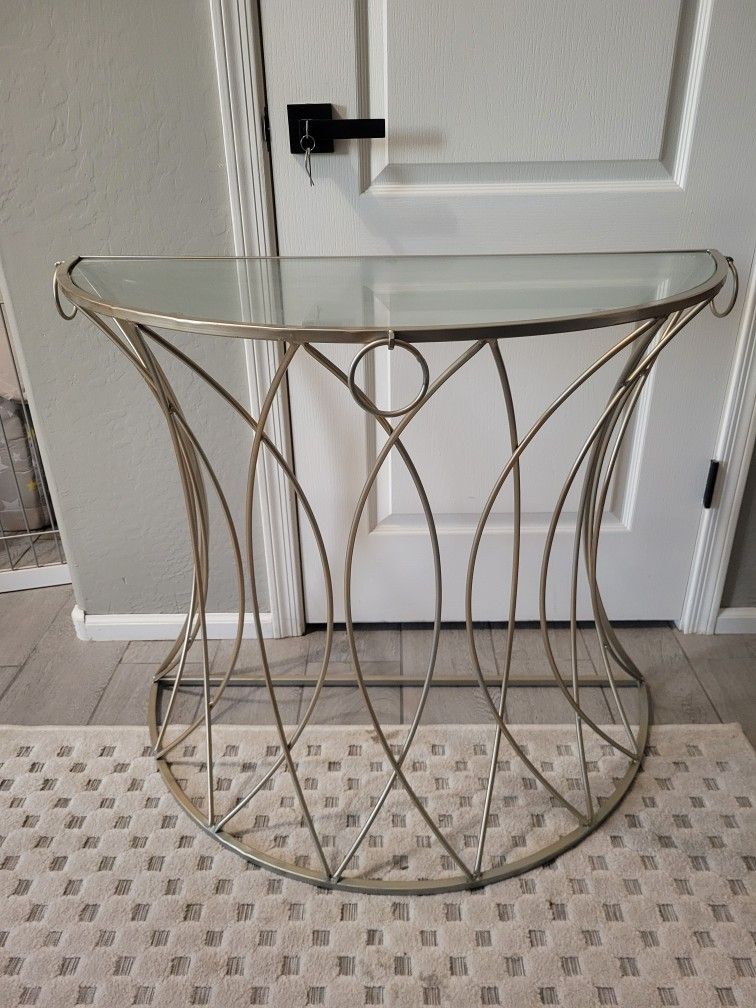 Accent Table