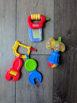 Fisher price 3 piece fun to fix it tool set